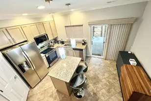 2406 Misty Dawn Ct, Herndon, VA 20171 - Photo 8