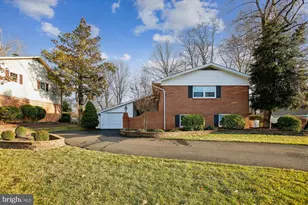 8443 Porter Ln, Alexandria, VA 22308 - Photo 32