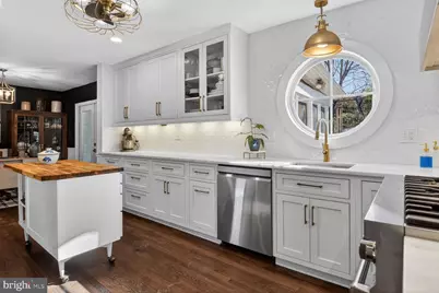 8703 Etta Drive, Springfield, VA 22152 - Photo 6