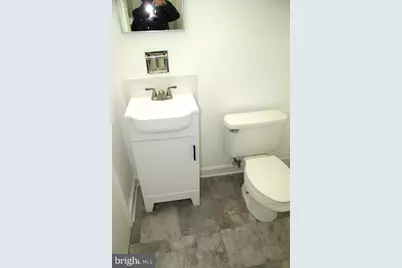 9507 Barcellona Court, Fairfax, VA 22031 - Photo 12