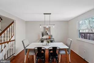 9920 Oakdale Woods Ct, Vienna, VA 22181 - Photo 6