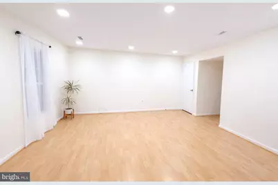 4924 Van Walbeek Place, Annandale, VA 22003 - Photo 4