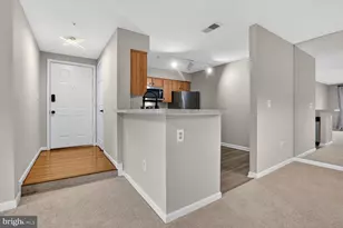 6109 Wigmore Ln, Alexandria, VA 22315 - Photo 2