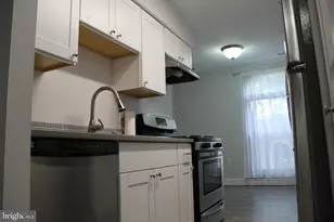 3360 Woodburn Rd, Annandale, VA 22003 - Photo 14