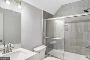 3010 Steven Martin Dr, Fairfax, VA 22031 - Photo 104