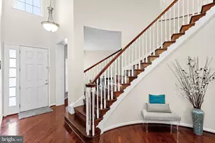 2467 Cypress Green Ln, Herndon, VA 20171 - Photo 8