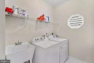 2467 Cypress Green Ln, Herndon, VA 20171 - Photo 60