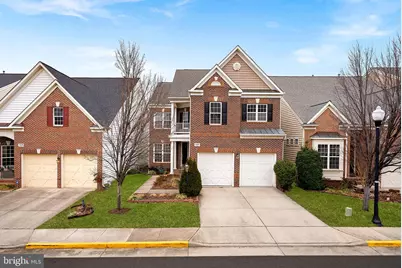 2467 Cypress Green Lane, Herndon, VA 20171 - Photo 2