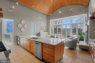 1100 Crest Ln, McLean, VA 22101 - Photo 56