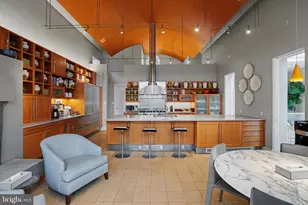 1100 Crest Ln, McLean, VA 22101 - Photo 18