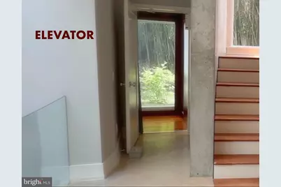 1100 Crest Lane, McLean, VA 22101 - Photo 32