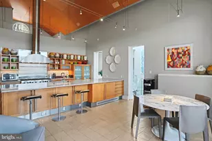 1100 Crest Ln, McLean, VA 22101 - Photo 16