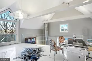 1100 Crest Ln, McLean, VA 22101 - Photo 24