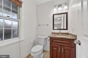 12592 Rock Ridge Rd, Herndon, VA 20170 - Photo 10