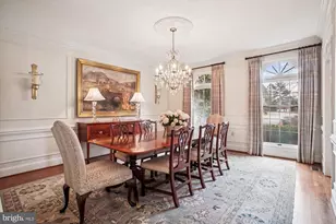 8405 Honeywood Ct, McLean, VA 22102 - Photo 12