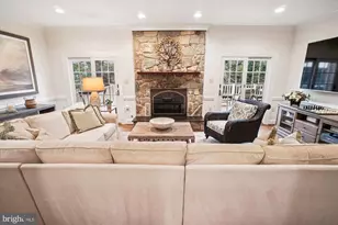 8405 Honeywood Ct, McLean, VA 22102 - Photo 14