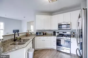 8069 Gatehouse Rd, Falls Church, VA 22042 - Photo 14