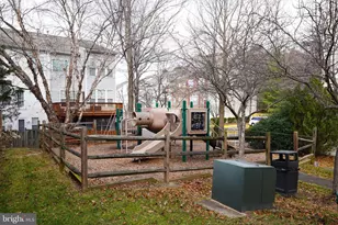 13932 Gothic Dr, Centreville, VA 20121 - Photo 30