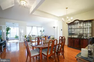 13932 Gothic Dr, Centreville, VA 20121 - Photo 10