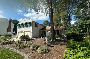 7758 Tara Heights Pl, Springfield, VA 22153 - Photo 2