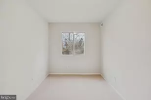 8006 Chanute Pl, Falls Church, VA 22042 - Photo 12