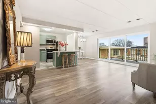 2648 Redcoat Dr, Alexandria, VA 22303 - Photo 8