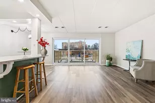 2648 Redcoat Dr, Alexandria, VA 22303 - Photo 14