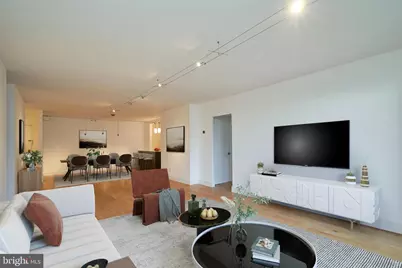 1800 Old Meadow Road #204, McLean, VA 22102 - Photo 4