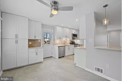 7845 Brompton Street, Springfield, VA 22152 - Photo 8