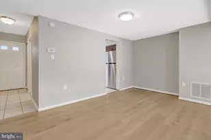 6587 Bermuda Green Ct, Alexandria, VA 22312 - Photo 16