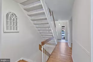 2257 Wheelwright Ct, Reston, VA 20191 - Photo 2