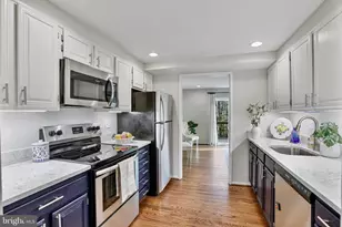 2257 Wheelwright Ct, Reston, VA 20191 - Photo 8