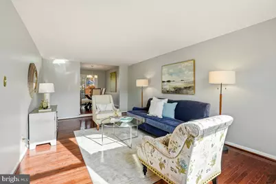 9108 Suede Court, Fairfax, VA 22031 - Photo 6