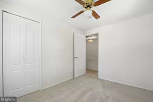 9652 Lindenbrook St, Fairfax, VA 22031 - Photo 22