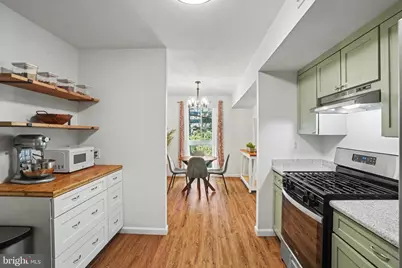 2073 Royal Fern Court #34/21B, Reston, VA 20191 - Photo 10