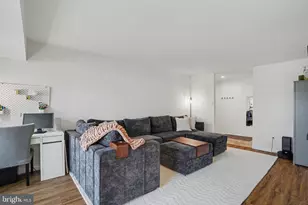 2073 Royal Fern Ct, Reston, VA 20191 - Photo 4