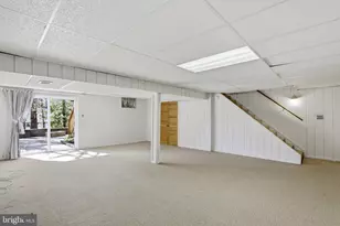 9202 Rockefeller Ln, Springfield, VA 22153 - Photo 4