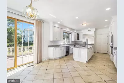 8951 Brook Road, McLean, VA 22102 - Photo 12