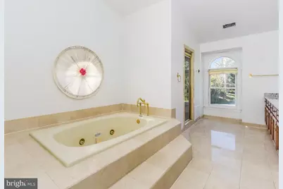 8951 Brook Road, McLean, VA 22102 - Photo 18