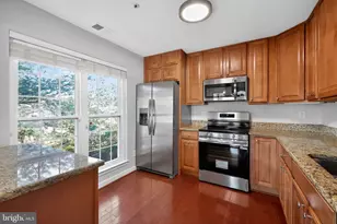 2816 Emma Lee St, Falls Church, VA 22042 - Photo 12