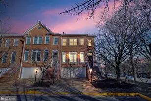 1817 Fallbrook Ln, Vienna, VA 22182 - Photo 4