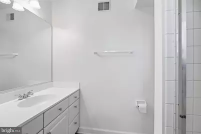 1817 Fallbrook Lane, Vienna, VA 22182 - Photo 36