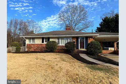 7911 Bainbridge Road, Alexandria, VA 22308 - Photo 2