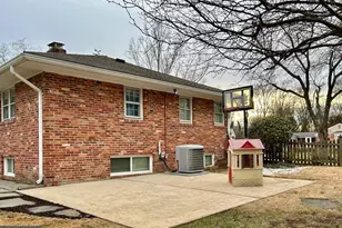 7911 Bainbridge Rd, Alexandria, VA 22308 - Photo 6