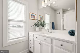 15809 Delaney Chase Wy, Centreville, VA 20120 - Photo 42