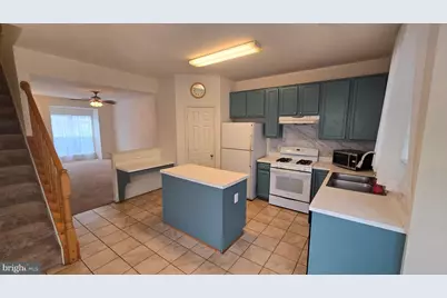 2441 Old Farmhouse Court, Herndon, VA 20171 - Photo 6