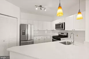 1625 International Dr, McLean, VA 22102 - Photo 10