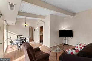 4221 Americana Dr, Annandale, VA 22003 - Photo 6