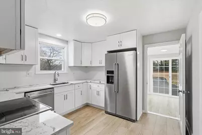 11410 Waples Mill Road, Oakton, VA 22124 - Photo 12