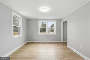 11410 Waples Mill Rd, Oakton, VA 22124 - Photo 10